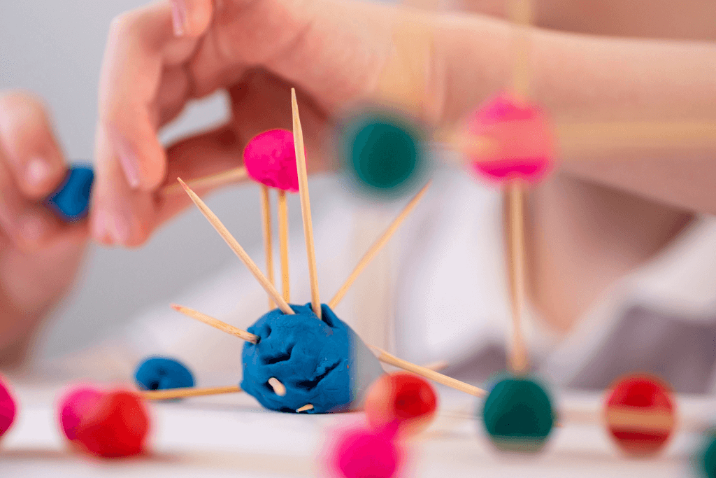 Holiplace-komplex-iskola-elokeszito (1)